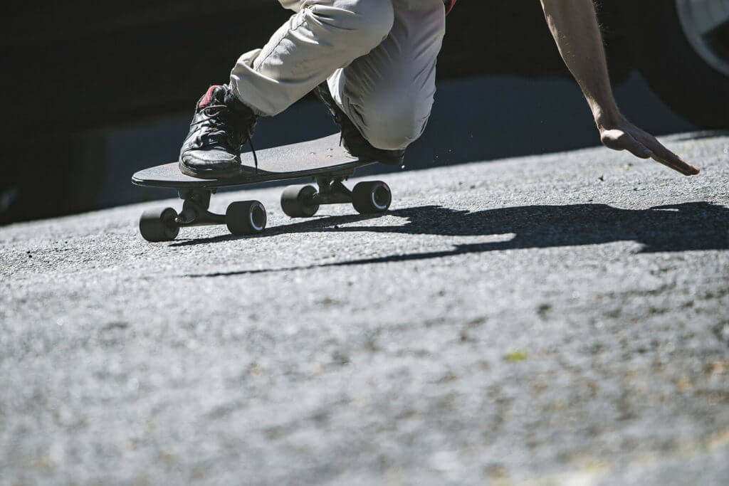 Landyachtz Surf Skate Series Skateboard, Pocket Knife Black Complete - Image 7